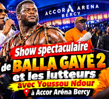 🔴Bercy Youssou Ndour le grand show spectaculaire des lutteurs Balla Gaye Ada Fass Emeu Séne Ama Lac2