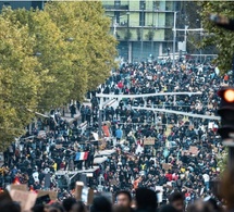 Colère sociale : "près de 800.000 personnes mobilisées" en France, dont 250.000 à Paris, selon la CGT