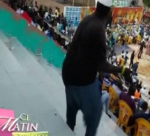 Vidéo: Image du jour à ne pas rater regardez Vidéo: Image du jour à ne pas rater regardez