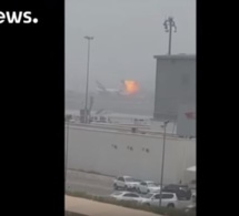 Vidéo – Crash à Dubaï : un passager filme la panique à bord du Boeing – Regardez.