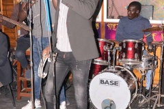 26857195_464218223974246_258923967_n