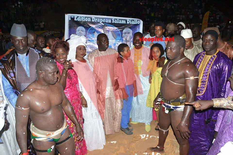 17806915_346900155706054_1395612246_n