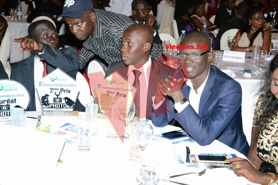 18337057_363090234087046_48227096_n