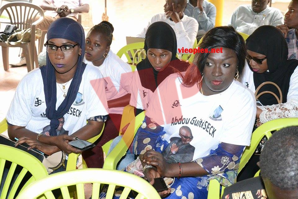 18387377_364568033939266_895796845_n