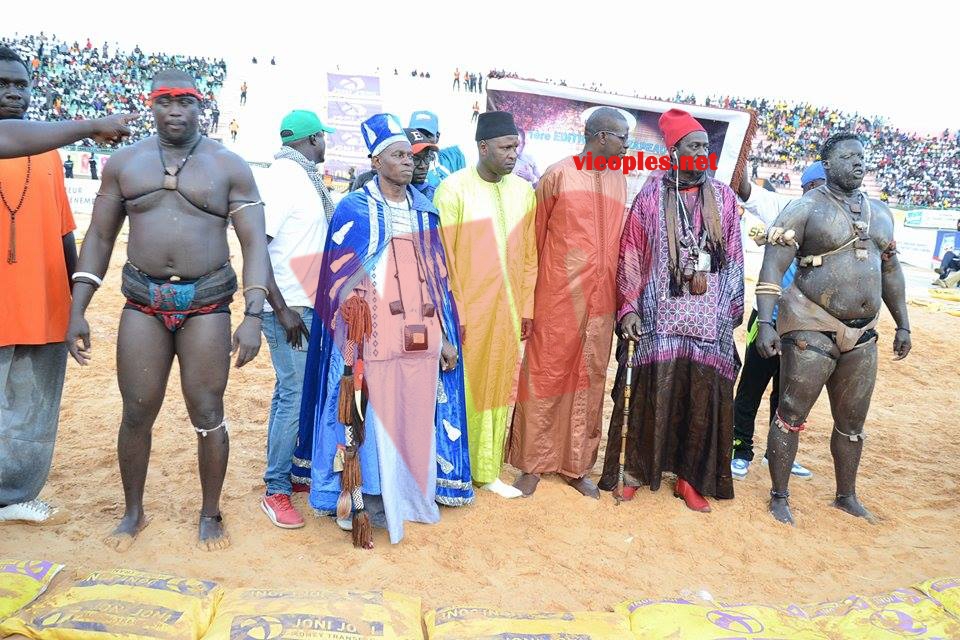 18624461_369229236806479_2115245654_n