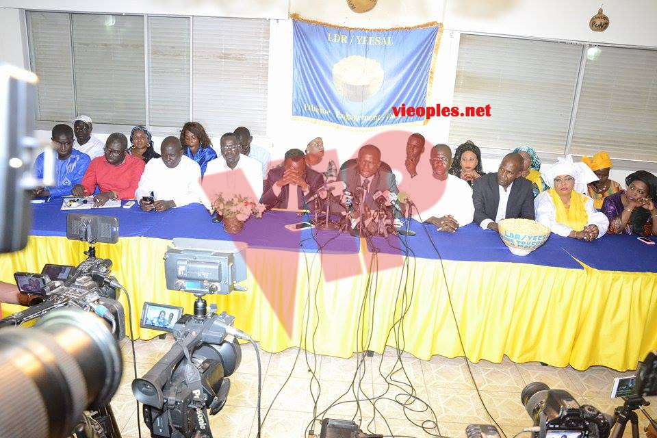 18788150_372780306451372_922626400_n