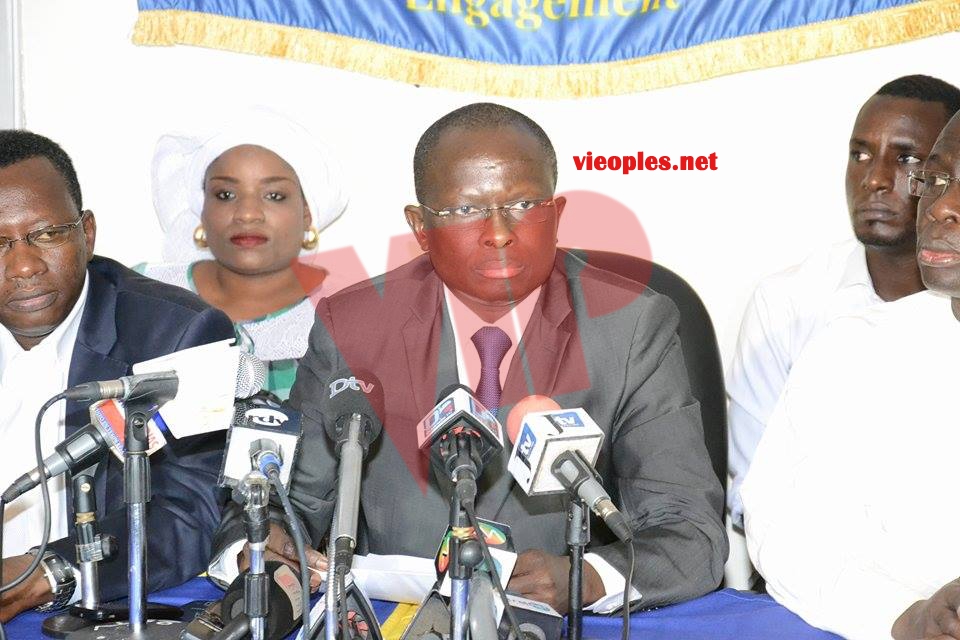 18788440_372780623118007_477100418_n