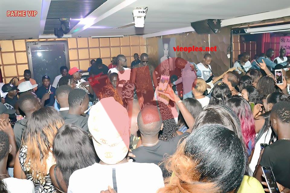 20561850_401329423596460_1782806224_n