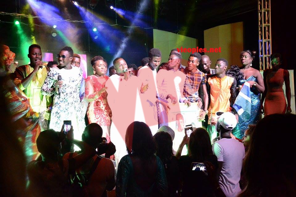 20643901_403961663333236_459966846_n