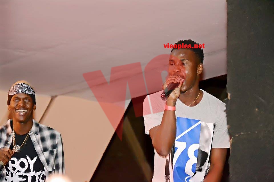 20814999_406790209717048_1107405912_n