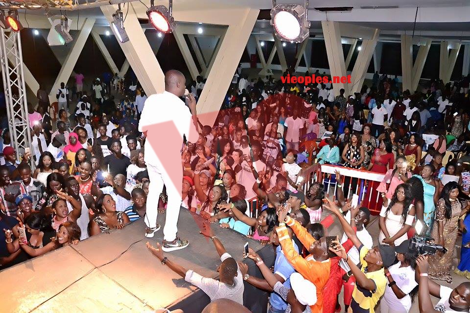 20793372_406771856385550_1112621630_n