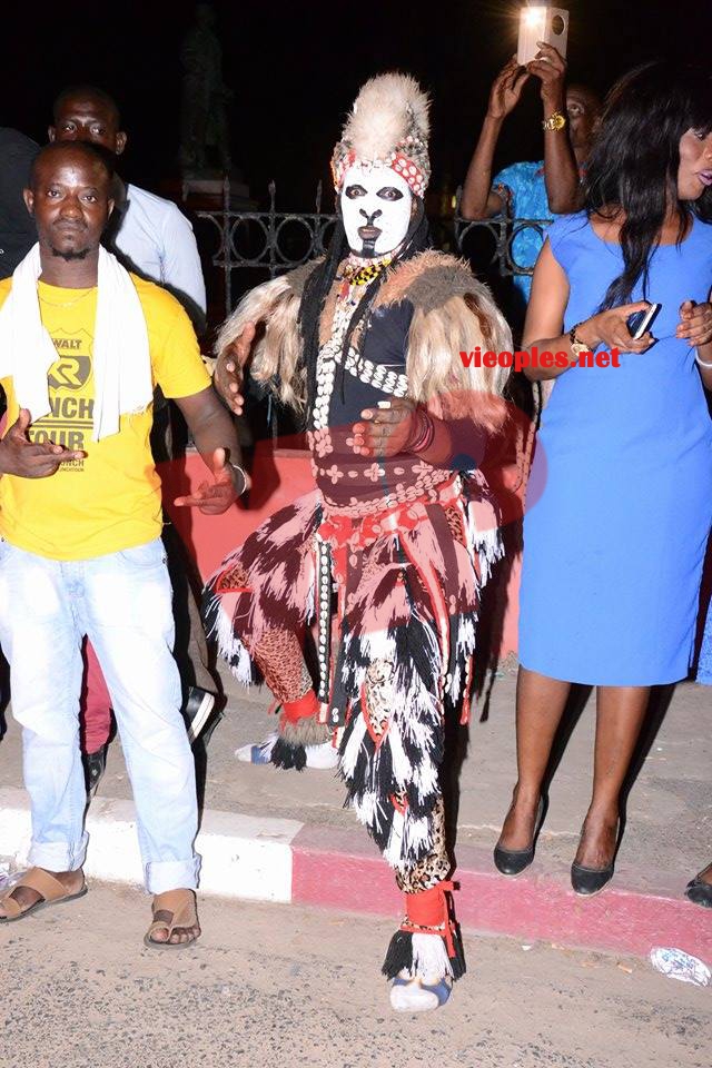 20885216_407669416295794_411576163_n