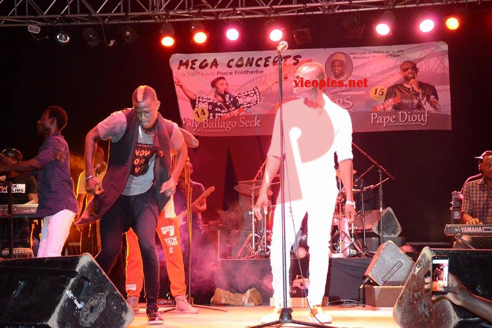 20884888_407669639629105_1264495009_n-1