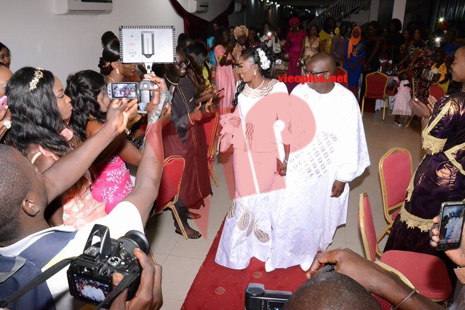 21942333_421312021598200_2072534834_n