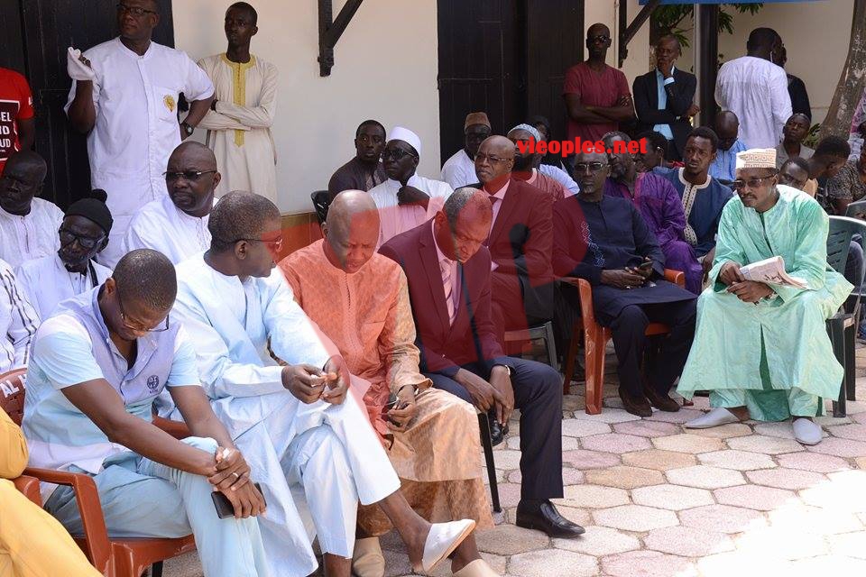 22361289_426725847723484_1398995391_n