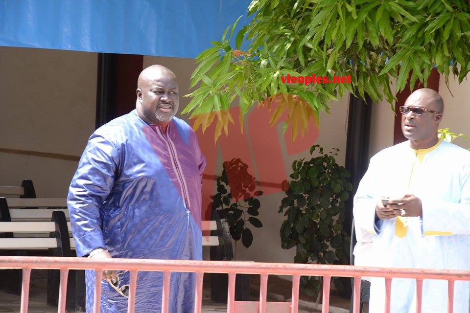 22407629_426719077724161_6103355_n