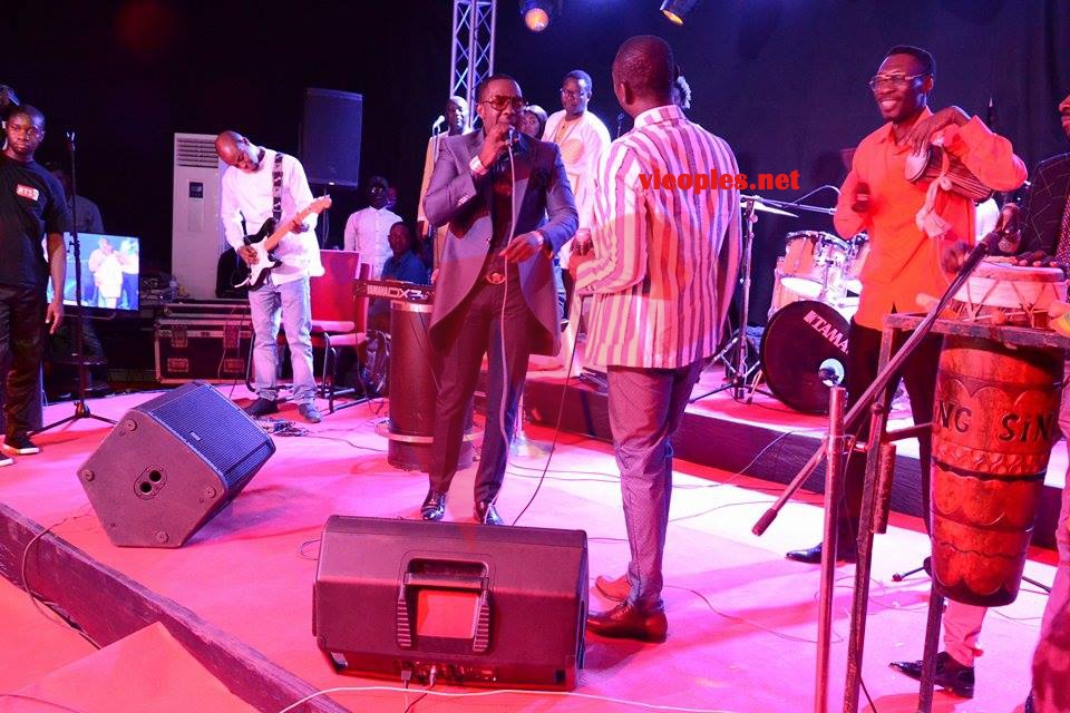 25593817_454423431620392_856037338_n