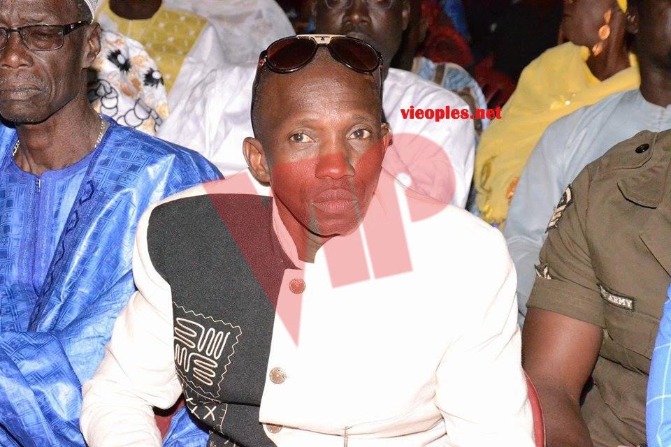 25627596_454694761593259_280157539_n