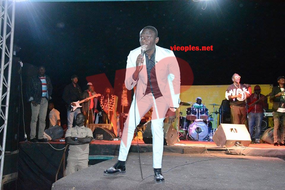 25630354_454694974926571_1173597362_n