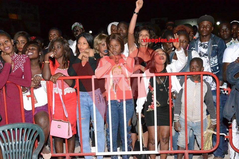 25990669_454693338260068_1997587820_n