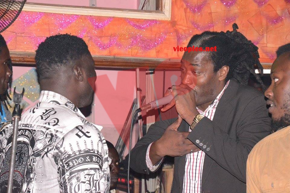 26943228_464216673974401_1008606737_n