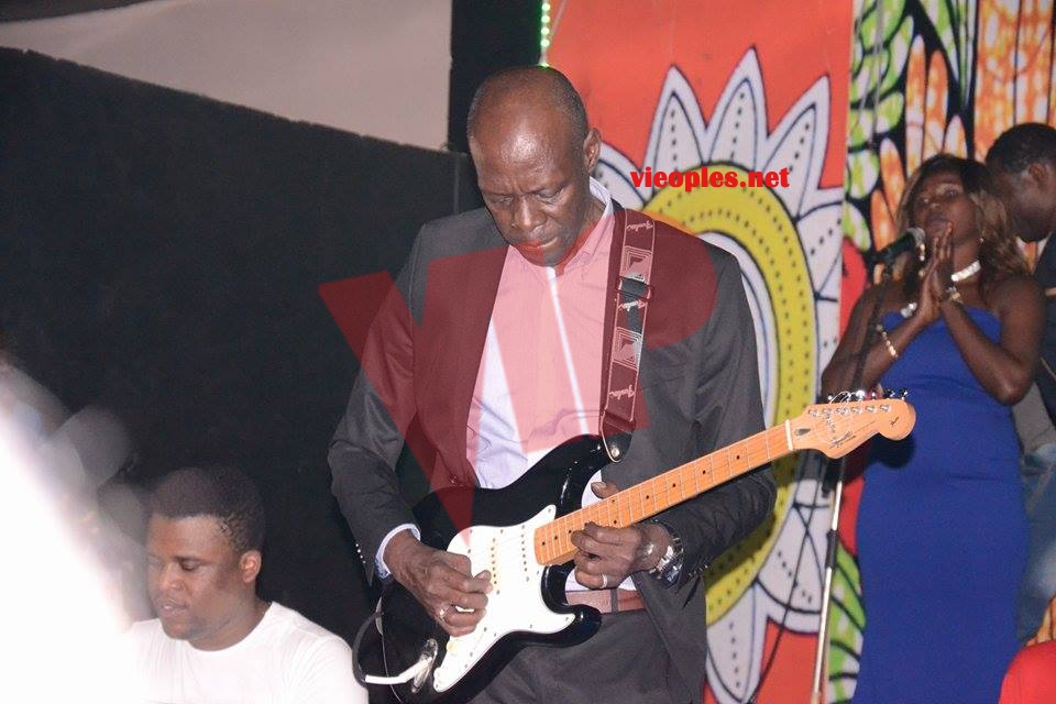 27153376_466420190420716_2038137796_n