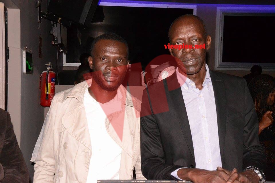 27157160_466421670420568_160524237_n