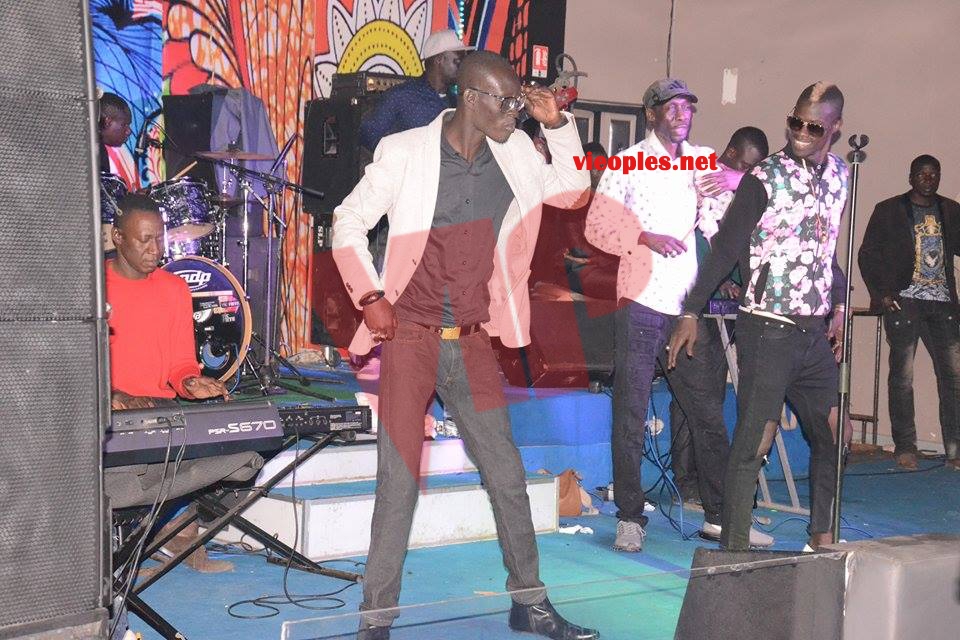 26996482_466420017087400_398598191_n