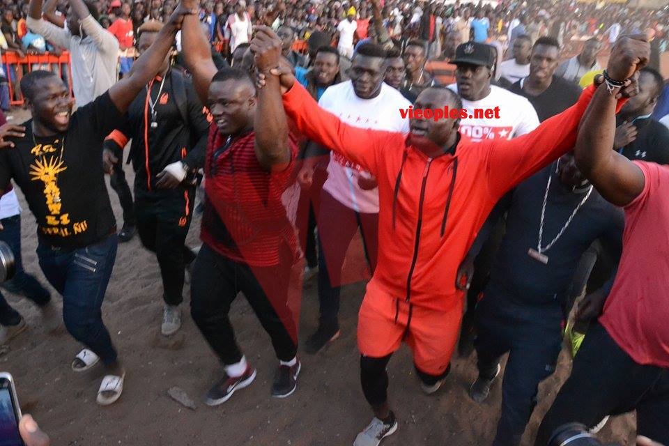 27152940_467903600272375_1338871784_n