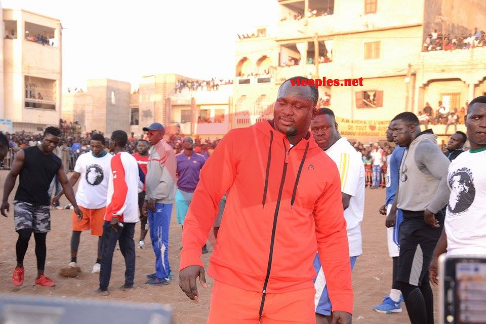 27157568_467903993605669_1791571768_n