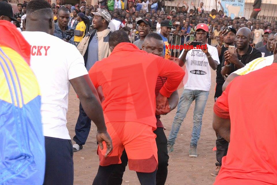 27292073_467903170272418_174057272_n