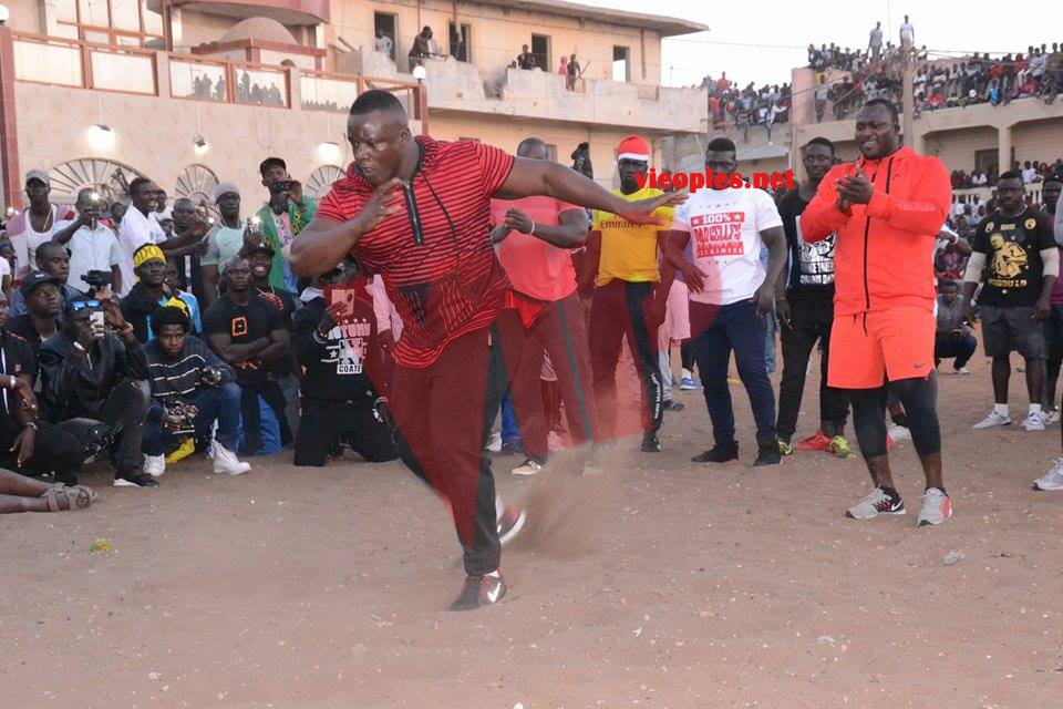 27152579_467901183605950_1362905270_n