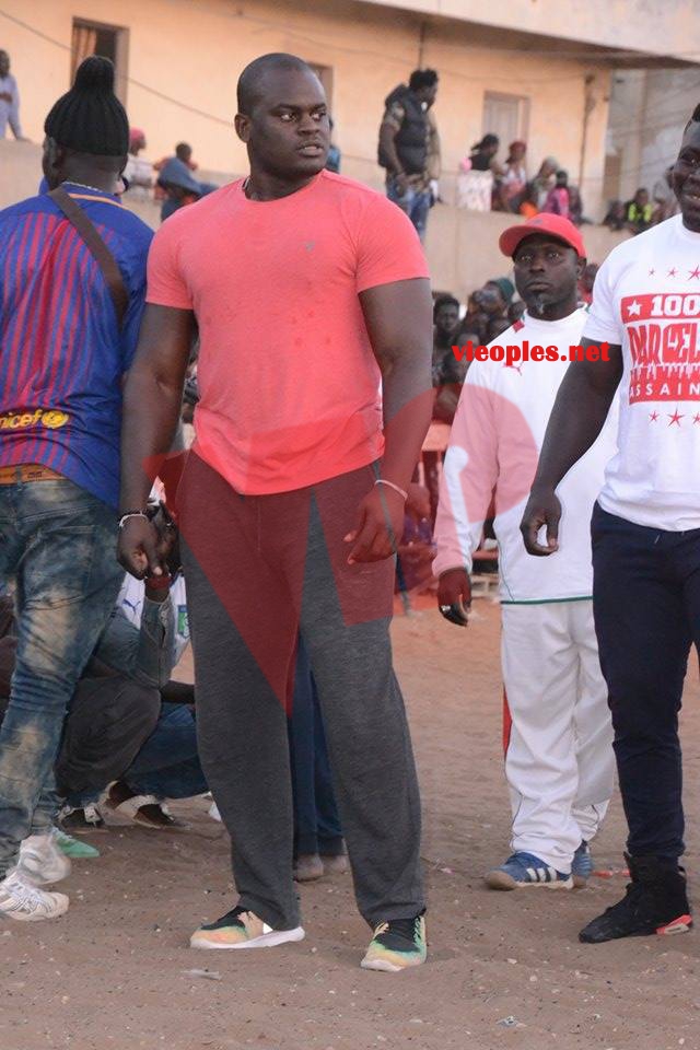 27153406_467901236939278_95291947_n