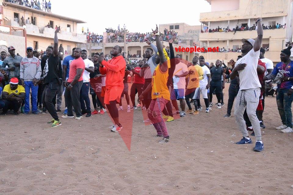 27152561_467901070272628_1904587190_n