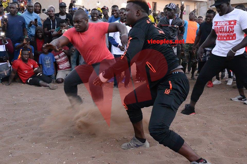 27157084_467900510272684_1424806821_n