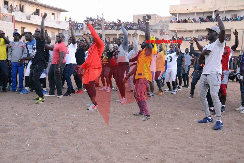 27157421_467901013605967_1304210810_n