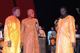 22053212_468899430172792_2131472539_n